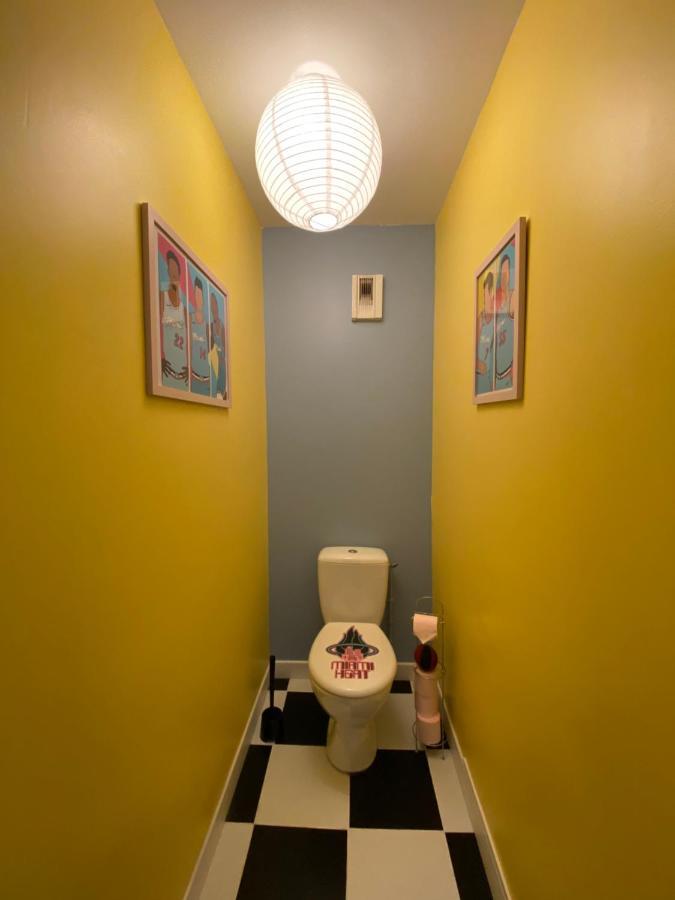 Capsule Miami Vice - Jacuzzi - Billard - Ecran Cinema & Netflix - Ping-Pong - Nintendo & Jeux- Lievin Exterior photo